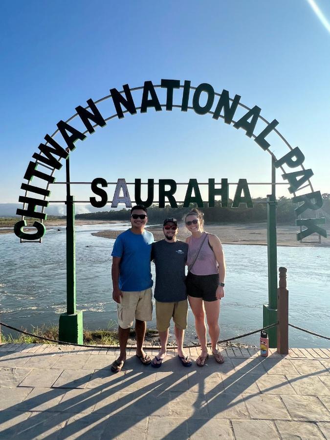 Tara Guesthouse - Sauraha,Chitwan Bagian luar foto